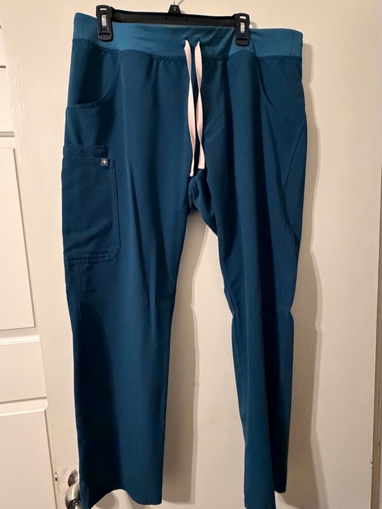 Figs Pants - Women’s FIGS SCRUB PANTS EXCELLENT CONDITION